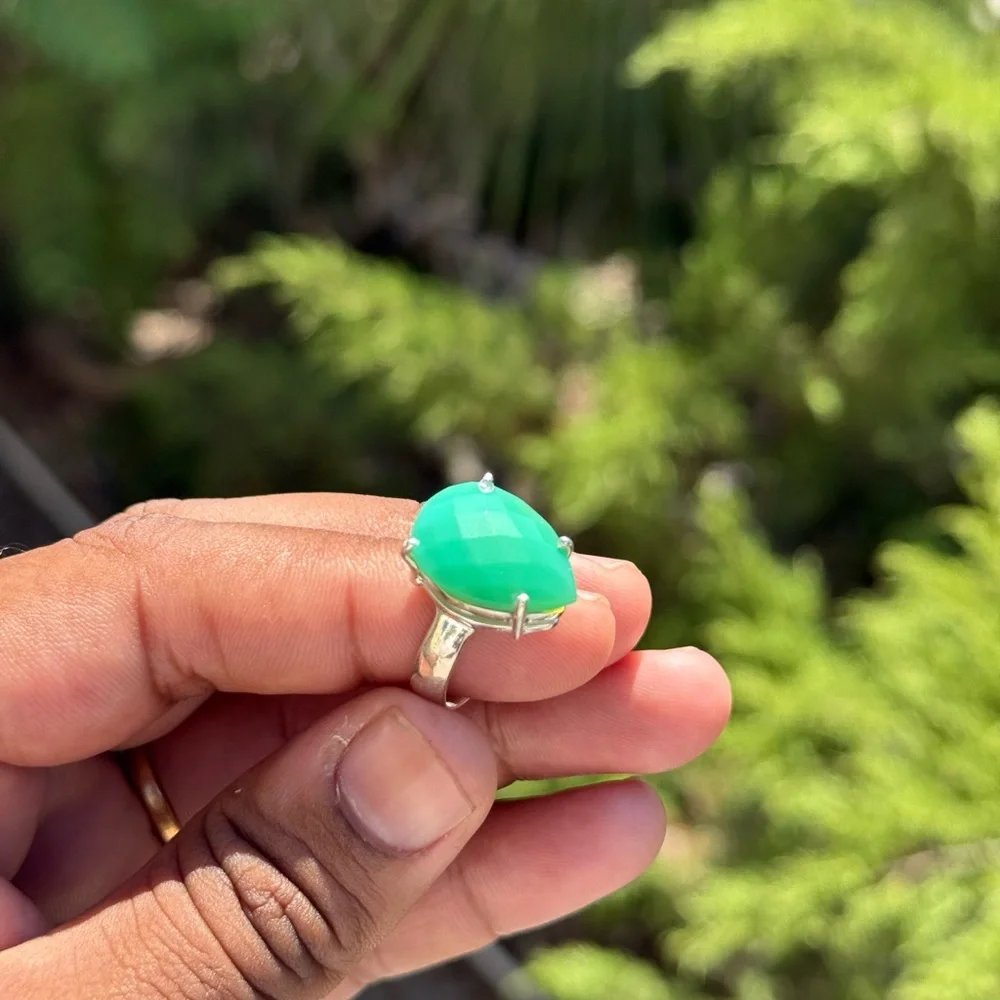 Green Onyx Ring 5.88g Pear Cut Gemstone Size 7.25
